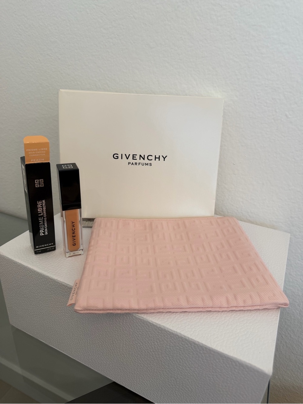 Givenchy Prisme Libre Peach and Pink Makeup Bag NWT